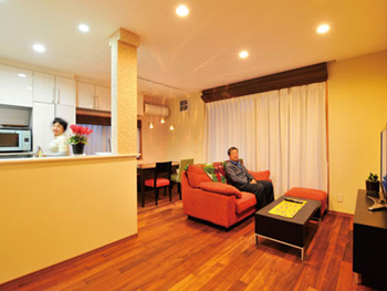 インテリアだけでなく自然素材の採用にもこだわったので快適性も良いお家になりました。