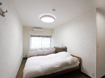 珪藻土の塗り壁で家族の健康を守る寝室が誕生