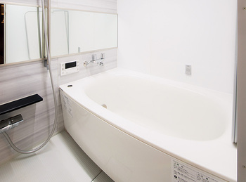 プライベートタイムをぜいたくに過ごせるバス