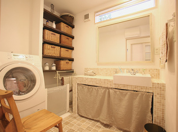 髪を切ったり身支度をできる気持ちのいい空間