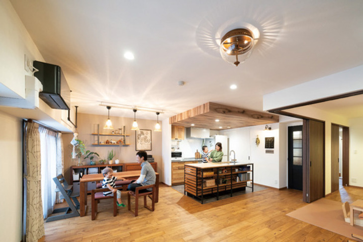 一戸建てのフルリフォームは1,000万円でできる？施工範囲や事例・注意点を解説