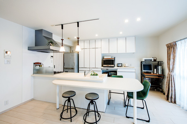 パントリーをリフォームで設置したい人必見！メリットや費用を知っておこう