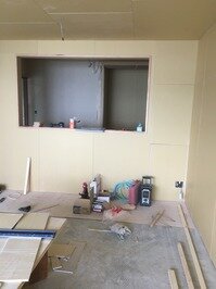 室内に窓を作る