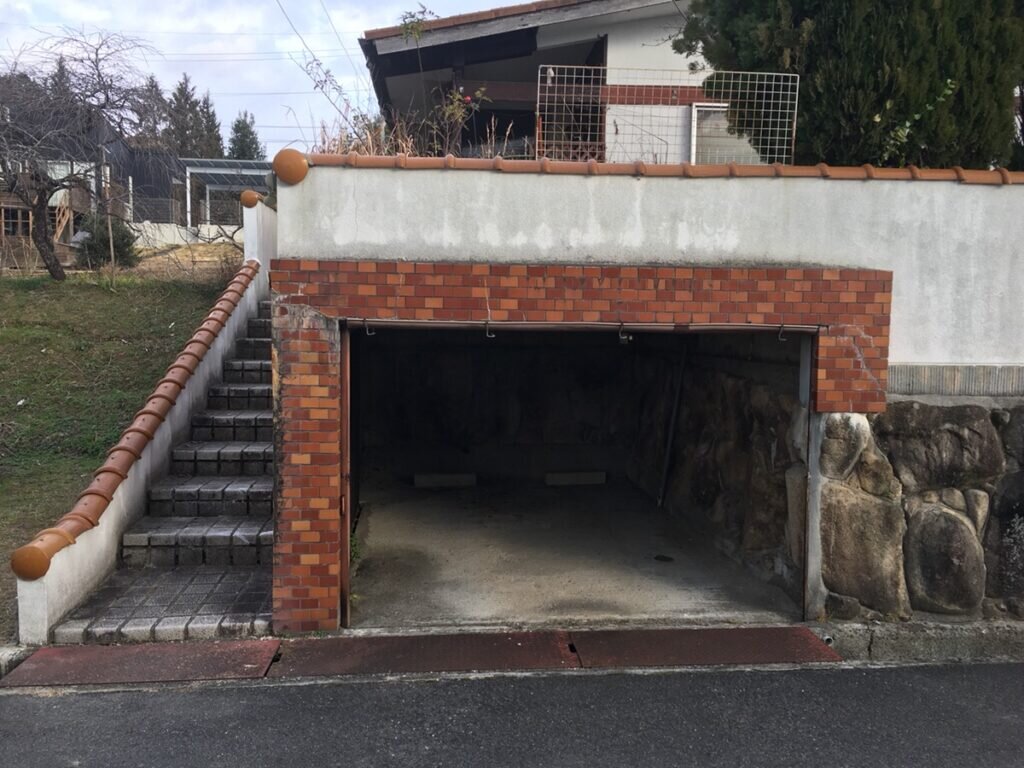 東広島市　ガレージ　屋根　解体