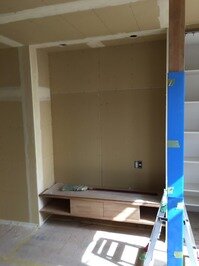 ＴＶ台造作しました